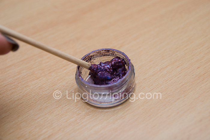 blue foundation mixing pigment