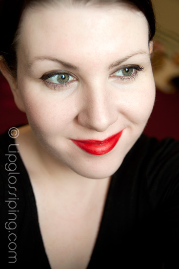 Red-Lips-NYX-Hot-Red-Jumbo-Lip-Pencil-web