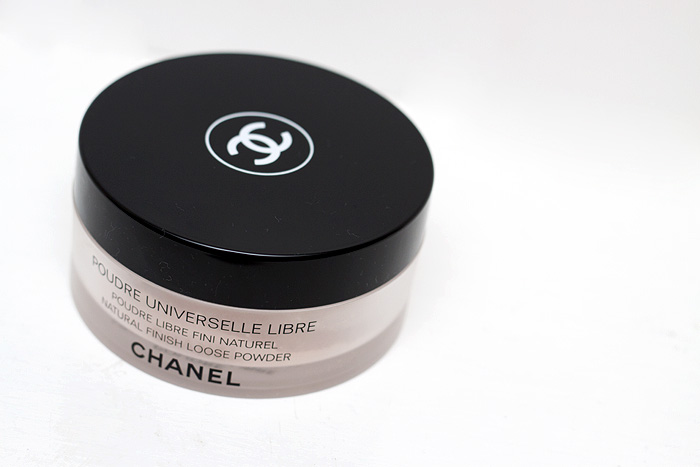 Chanel Reverie Natural Finish Loose Powder Review, Photos, Swatches