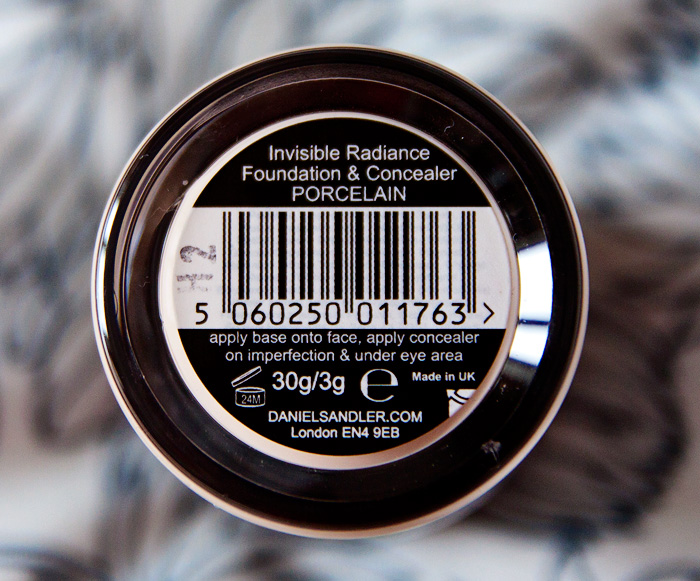 Daniel-Sandler-Invisible-Radiance-Foundation-and-Concealer-in-Porcelain4