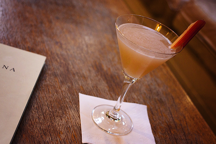 (or a Best of British - gin, rhubarb, elderflower, apple, honey and lemon)