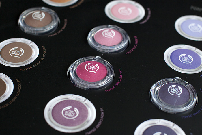 The Body Shop NEW Colour Crush Eyeshadows (swatches galore!)