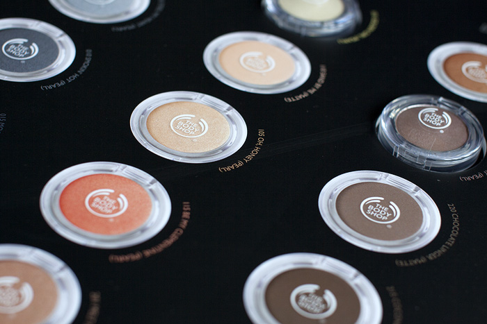 The Body Shop NEW Colour Crush Eyeshadows (swatches galore!)