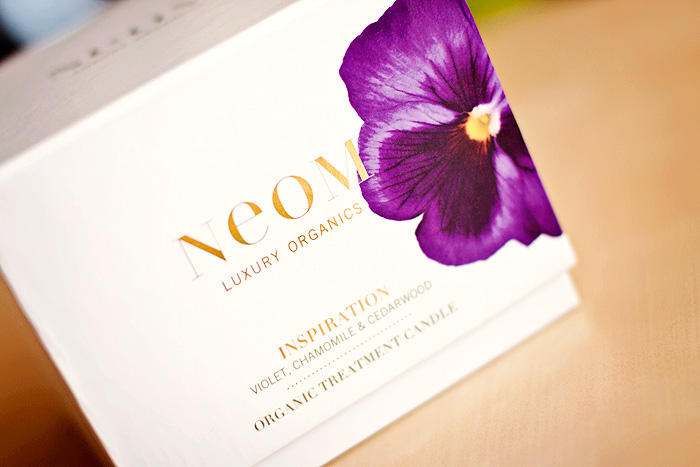 NEOM Inspiration Candle Review_01