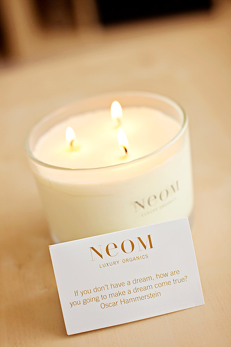 NEOM Inspiration Candle Review_04