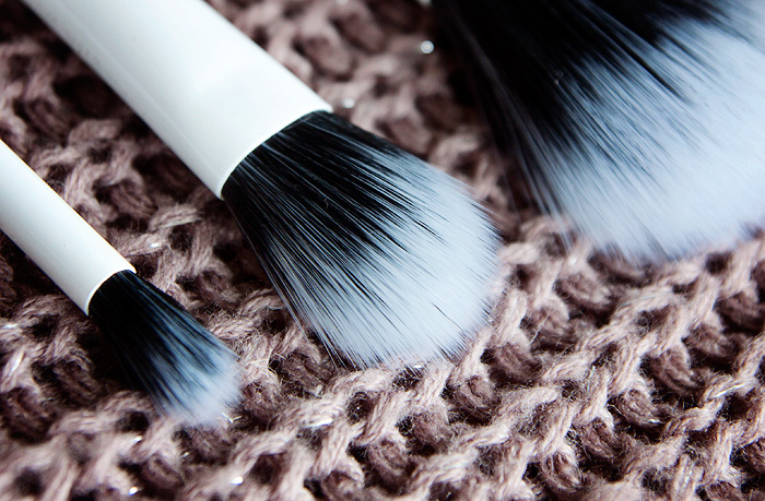 Real Techniques Limited Edition Duo-Fibre Brushes Fiber Review 5