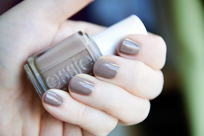 Essie-Glamour-Purse