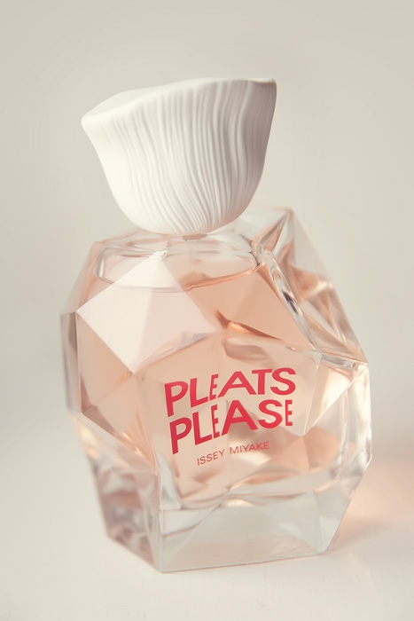 Issey Miyake Pleats Please Perfume Review