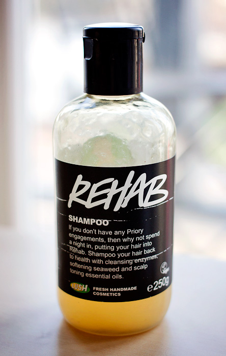 LUSH Rehab Shampoo_01