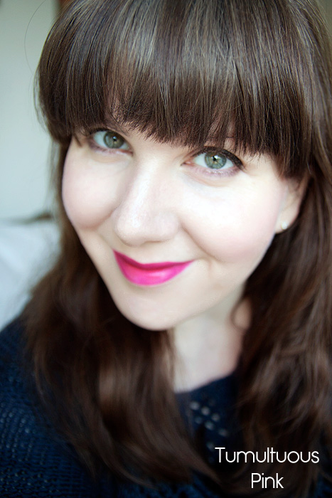 Estee Lauder Pure Color Envy Sculpting Lipstick in Red Ego and Tumultuous Pink Review Swatch 04