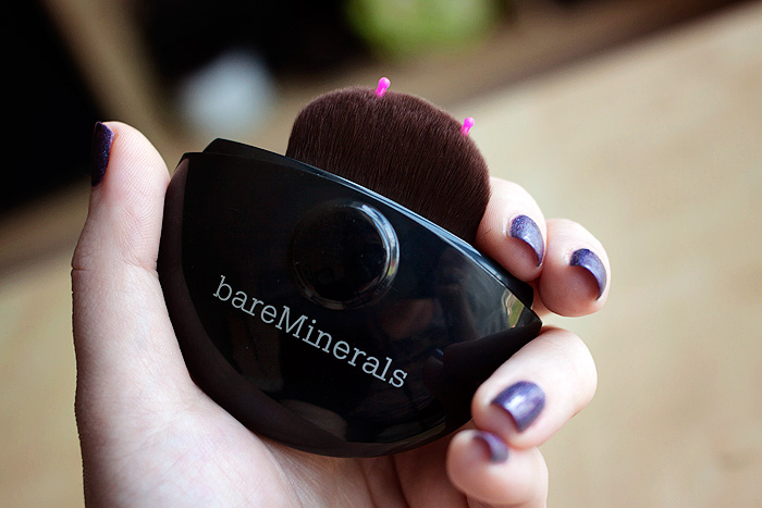 bareMinerals 15th Anniversary Mineral Veil Finishing Powder Applicator 3