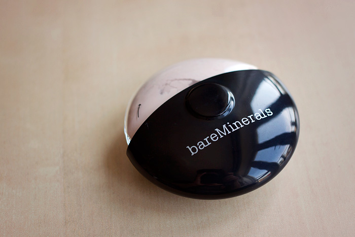 bareMinerals 15th Anniversary Mineral Veil Finishing Powder Applicator