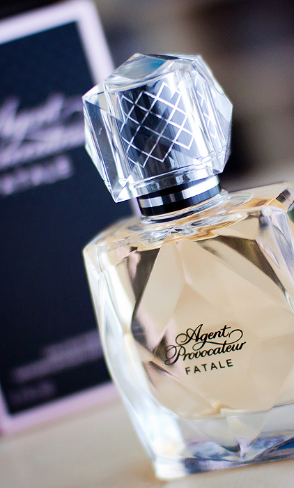 indkomst afbryde Garderobe A Makeup & Beauty Blog – Lipglossiping » Blog Archive Agent Provocateur  Fatale EdP Review